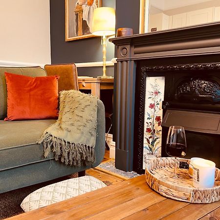 チェルトナムThe Prestbury Annexeアパートメント エクステリア 写真