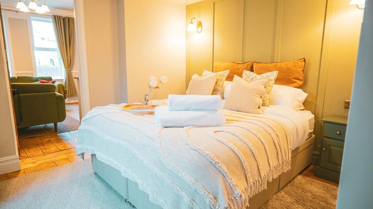 チェルトナムThe Prestbury Annexeアパートメント エクステリア 写真