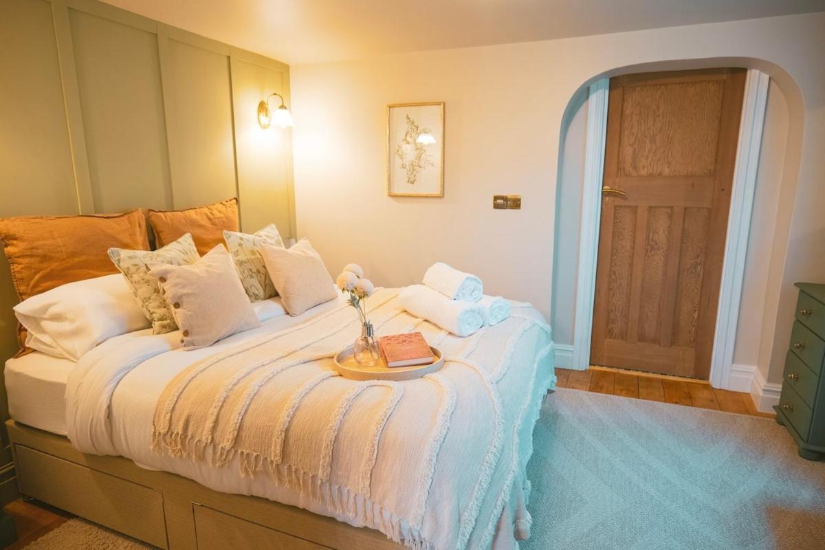 チェルトナムThe Prestbury Annexeアパートメント エクステリア 写真